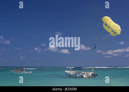 Dominican Republic, Punta Cana Region, Bavaro, Bavaro beach, parasailing