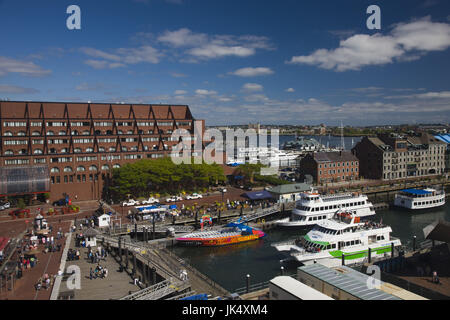 USA, Massachusetts, Boston, Long Wharf, harbor ferries, Stock Photo