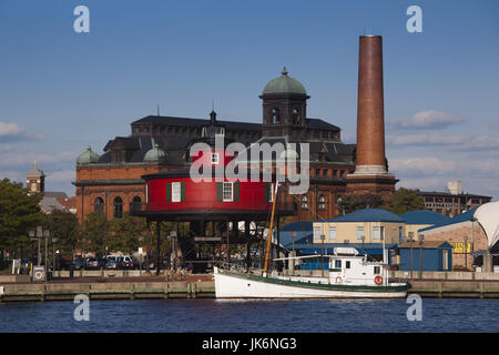 USA, Maryland, Baltimore, Inner Harbor, Pier 5, Seven Foot Knoll Screw-pile Lighthouse, museum Stock Photo