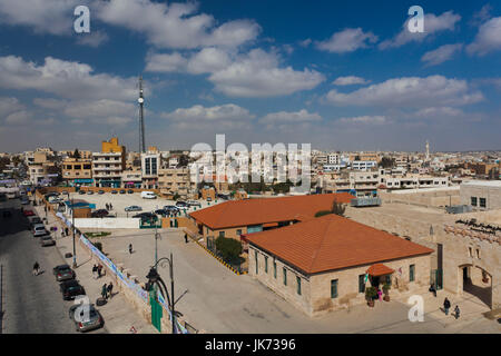 Jordan, Kings Highway, Madaba, elevated town view with mosque Stock Photo