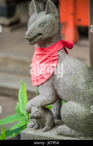 Inari sculpture at Hanazono Inari Shrine at Ueno Park, Tokyo, Japan Stock Photo