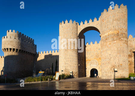 Spain, Castilla y Leon Region, Avila Province, Avila, Las Murallas, town walls, morning light on Puerta del Alcazar gate Stock Photo