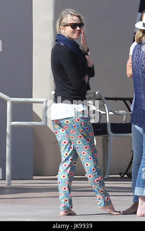 BRENTWOOD, CA - APRIL 3: Naomi Watts with her friends at the beach in Brentwood, California on April 3, 2014. Credit: John Misa/MediaPunch Stock Photo