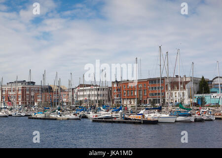 France, Nord-Pas de Calais Region, Nord Department, French Flanders Area, Dunkerque, Bassin du Commerce marina Stock Photo