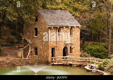 USA, Arkansas, North Little Rock, The Old Mill, featured in the film, Gone with the Wind Stock Photo