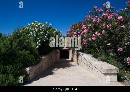 Greece, Central Macedonia Region, Vergina, Royal Tombs Museum, entrance to underground museum Stock Photo