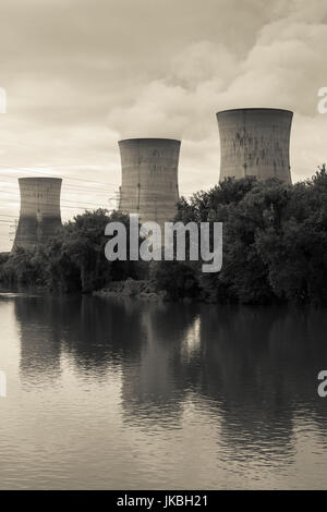 USA, Pennsylvania, Londonderry Township, Three Mile Island Nuclear power generating station Stock Photo