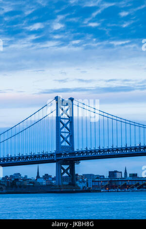 USA, Pennsylvania, Philadelphia, Benjamin Franklin Bridge on the Delaware River, dawn Stock Photo