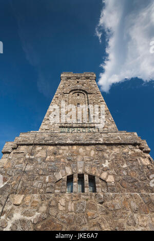 Bulgaria, Central Mountains, Shipka, Shipka Pass, Freedom Monument built in 1934 to commemorate Battle of the Shipka Pass from the Russian-Turkish War of 1877 Stock Photo