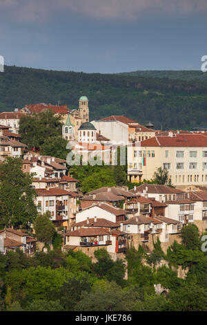 Bulgaria, Central Mountains, Veliko Tarnovo, elevated view of Varosha, Old Town Stock Photo