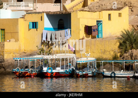 Aegypten, Assuan, Boote zur Nil-Insel Philae Stock Photo
