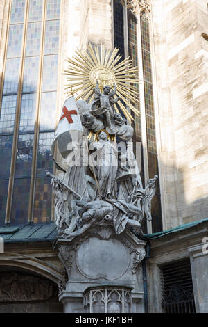 Pulpit of Saint John of Capistrano on the outside of St. Stephens Cathedral, Vienna Stock Photo