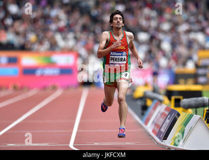 London, UK. 23rd July, 2017. Cristiano Pereira (POR) in Men's 5000M T20 Final during World Para Athletics Championships London 2017 at London Stadium on Sunday. Photo : Taka G Wu/Alamy Live News Stock Photo