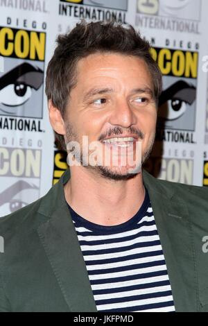 San Diego, CA. 20th July, 2017. SAN DIEGO - July 20: Pedro Pascal at the 'Kingsman: The Golden Circle' Photocall at the Comic-Con International on July 20, 2017 in San Diego, CA at a public appearance for KINGSMAN: THE GOLDEN CIRCLE Photo Call at COMIC-CON 2017, San Diego Convention Center, San Diego, CA July 20, 2017. Credit: Priscilla Grant/Everett Collection/Alamy Live News Stock Photo