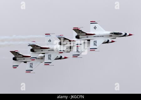 United States Air Force USAF Thunderbirds Air Demonstration Squadron at RIAT 2017 Stock Photo