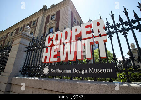 andrew carnegie mansion now cooper hewitt smithsonian design museum New York City USA Stock Photo