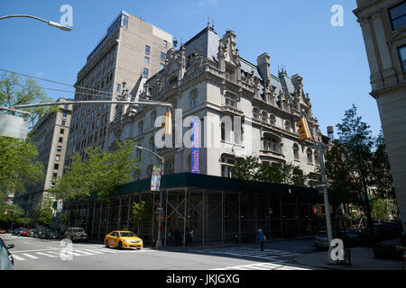 andrew carnegie mansion now cooper hewitt smithsonian design museum New York City USA Stock Photo