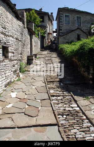 Zagoria mountain villages, Greece (Dilofo, Skamneli, Laista, Tsepelovo) 08 08 2010 Stock Photo