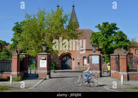 Gate 1, prison, Seidelstrasse, Tegel, village Reinicken, Berlin, Germany, Tor 1, Justizvollzugsanstalt,  Reinickendorf, Deutschland Stock Photo