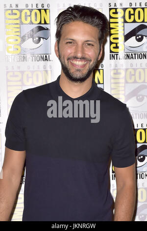 Shazad Latif attends the 'Star Trek: Discovery' press line during Comic-Con International 2017 at Hilton Bayfront on July 22, 2017 in San Diego, California. | Verwendung weltweit/picture alliance Stock Photo