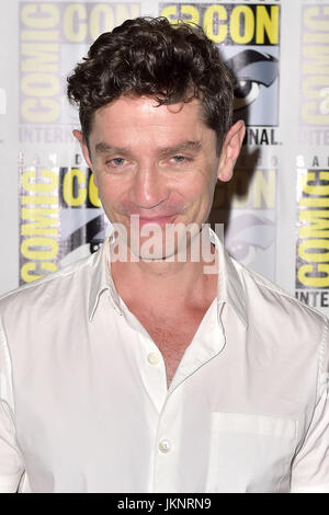 James Frain attends the 'Star Trek: Discovery' press line during Comic-Con International 2017 at Hilton Bayfront on July 22, 2017 in San Diego, California. | Verwendung weltweit/picture alliance