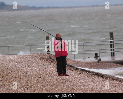 Sheerness, UK. 24 July, 2017. UK weather: windy in Sheerness. A fresh northwesterly force 6-7 wind whipped up the waves at high tide. Credit: James Bell/Alamy Live News. Stock Photo