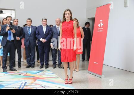 Malaga, Spain. 24th July, 2017. Queen Letizia repeats a dress by Nina Ricci in red, her favorite color. The queen has opted for a draped design that already showed in a meeting with Michelle Obama in June 2016 in La Zarzuela. To bet on his favorite color, red passion, in addition, a wink also for the Instituto Cervantes to be his corporate tone. For his visit this morning to Malaga where the monarch has inaugurated the meeting of the directors of the institution in the Russian Museum in the old Tabacalera Credit: Credit: /ZUMA Wire/Alamy Live News Stock Photo