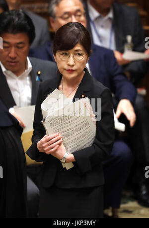 Tokyo, Japan. 24th July, 2017. Japanese Defense Minister Tomomi Inada leaves the Lower House's budget committee session at the national Diet in Tokyo on Monday, July 24, 2017. Abe said he was not asked by his friend Kotaro Kake for help in opening a new university department in Imabari. Credit: Yoshio Tsunoda/AFLO/Alamy Live News Stock Photo