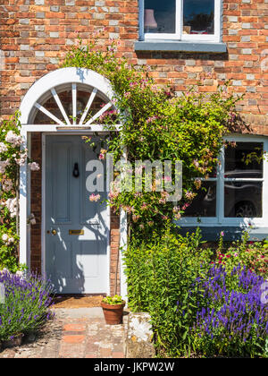 A pretty house in the village of Little Bedwyn in Wiltshire. Stock Photo