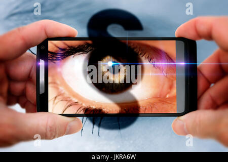 Eye in smartphone camera with section sign, punishments for nosy parkers, Auge in Smartphone-Kamera mit Paragraphenzeichen, Strafen für Gaffer Stock Photo