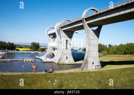 The Falkirk Wheel boat lift linking  the Union Canal and Forth & Clyde Canal, Falkirk, Scotland Stock Photo