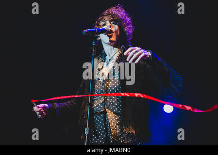 Grugliasco, Italy. 25th July, 2017. The American singer and songwriter LP performing live on stage at the Gruvillage Festival 2017 in Grugliasco, near Torino. Credit: Alessandro Bosio/Pacific Press/Alamy Live News Stock Photo