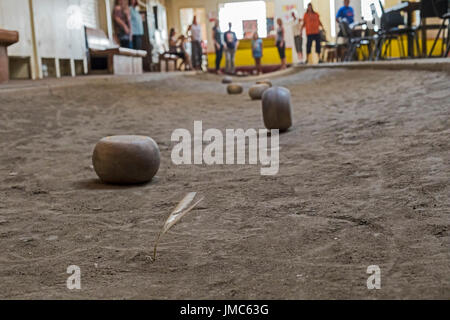 Detroit, Michigan - Feather bowling at the Cadieux Cafe. Feather bowling originated in Belgium; in the United States, it is played only in Michigan. P Stock Photo