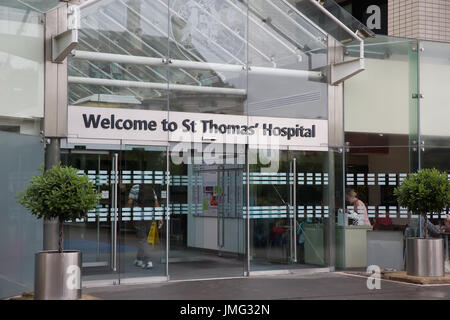 St Thomas' Hospital in London Stock Photo