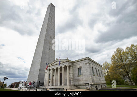 bunker hill monument and visitors center breeds hill charlestown Boston USA Stock Photo