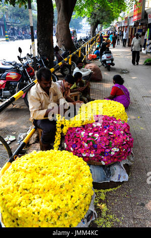 Street flower seller, Mysore, Karnataka, India Stock Photo