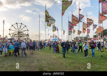 Lulworth Castle, Dorset, UK. 27th July, 2017. Although there are no acts on today lots of people have arrived for the sold our Camp Bestival, with a lot of people having brought their children ahead of a fun packed weekend. Credit: James Houlbrook/Alamy Live News Stock Photo