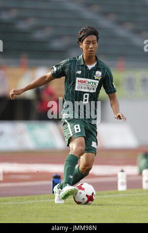 Gifu, Japan. 9th July, 2017. Hideyuki Nozawa (Gifu) Football/Soccer : Japanese '2017 Meiji Yasuda J2 League' match between FC Gifu 3-2 Kyoto Sanga FC at the Gifu Memorial Center Nagaragawa Stadium in Gifu, Japan . Credit: Mutsu Kawamori/AFLO/Alamy Live News Stock Photo