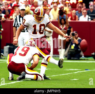 48 Washington Redskins Kicker John Hall Photos & High Res Pictures