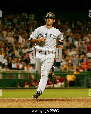 Washington, D.C. - June 16, 2006 -- New York Yankees catcher Jorge Posada (20) scores the insurance run in the ninth inning against the Washington Nationals at RFK Stadium in Washington, D.C. on June 16, 2006.  The Yankees won the game 7 - 5. Credit: Ron Sachs / CNP
