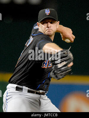 New York Mets Billy Wagner delivers a pitch to a Houston Astros