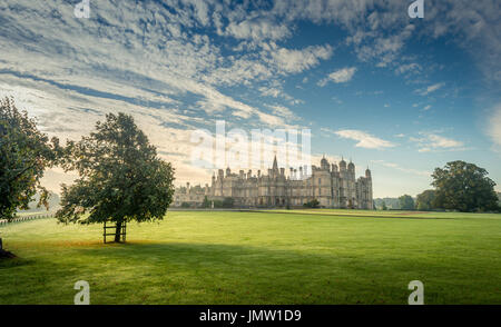 The sixteenth century Elizabethan Burghley mansion house built by William Cecil in 1555. Near Stamford, Lincolnshire and taken at dawn in Autumn. Stock Photo