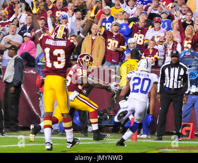 Washington Redskins running back Keiland Williams (35) carries the ball  during warmups before during first half week 13 NFL action between the New  York Giants and Washington Redskins at New Meadowlands Stadium