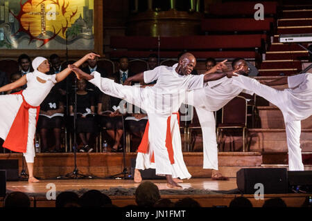 29 July 2017. London, England.Jackie Guy MBE choreographed tribute. Jamaica's High Commissioner to the UK, Seth George Ramocan leads a service of praise and thanksgiving at Methodist Central Hall, Westminster, with song, dance and spoken contributions and sermons including the Deputy Lord Mayor of Westminster, Councillor Jan Prendergast. © Peter Hogan/Alamy Live News Stock Photo