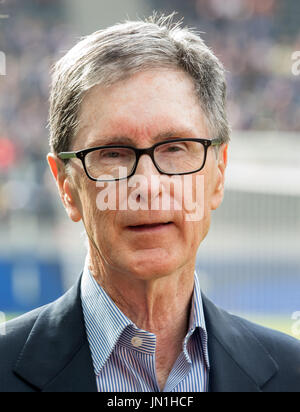 Liverpool FC owner John W Henry and wife, Linda Pizzuti Henry - Tottenham  Hotspur v Liverpool, UEFA Champions League Final 2019, Wanda Metropolitano  Stadium, Madrid - 1st June 2019 Stock Photo - Alamy