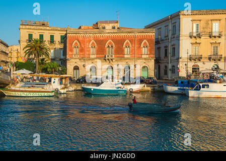 Syracuse Sicily harbor, view of the renaissance Palazzo Lucchetti on the Ortigia side of the Darsena channel that separates Syracuse from the island. Stock Photo