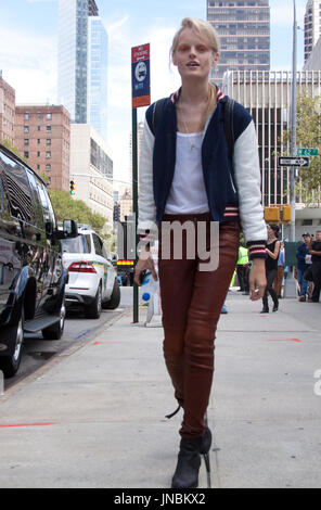 Model off duty Hanne Gaby Odiele street style during new york fashion week Stock Photo