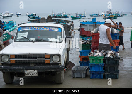 Beach fishing market, Puerto Lopez, Ecuador Stock Photo