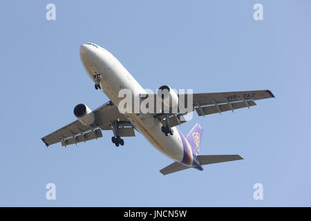 CHIANGMAI , THAILAND - FEBRUARY 5 2014: HS-TAZ Airbus A300-600 of Thaiairway. Landing to Chiangmai airport from Bangkok Suvarnabhumi. Stock Photo