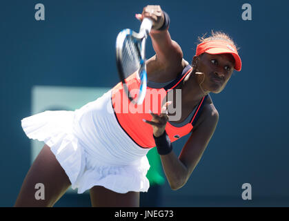 Stanford, United States. 29 July, 2017. Asia Muhammad of the United States in action at the 2017 Bank of the West Classic WTA International tennis tournament © Jimmie48 Photography/Alamy Live News Stock Photo